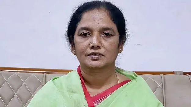 Paritala Sunitha: మా ప్రాణం మీరే.. ఊపిరి ఉన్నంతవరకు మీ కోసమే పనిచేస్తాం..