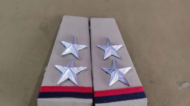 Bengaluru News:  ఇక్కడ.. కంచే చేను మేసింది.. ఇద్దరు ఎస్‌ఐలు సహా నలుగురి అరెస్ట్.. ఏం జరిగిందో తెలిస్తే...