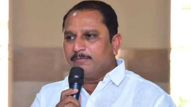 MLA Daggupati Venkateshwara Prasad: జగన్‌పై ఎమ్మెల్యే ఫైర్.. రూ. వెయ్యి పెంచేందుకు ఆయనకు ఐదేళ్లు పట్టింది