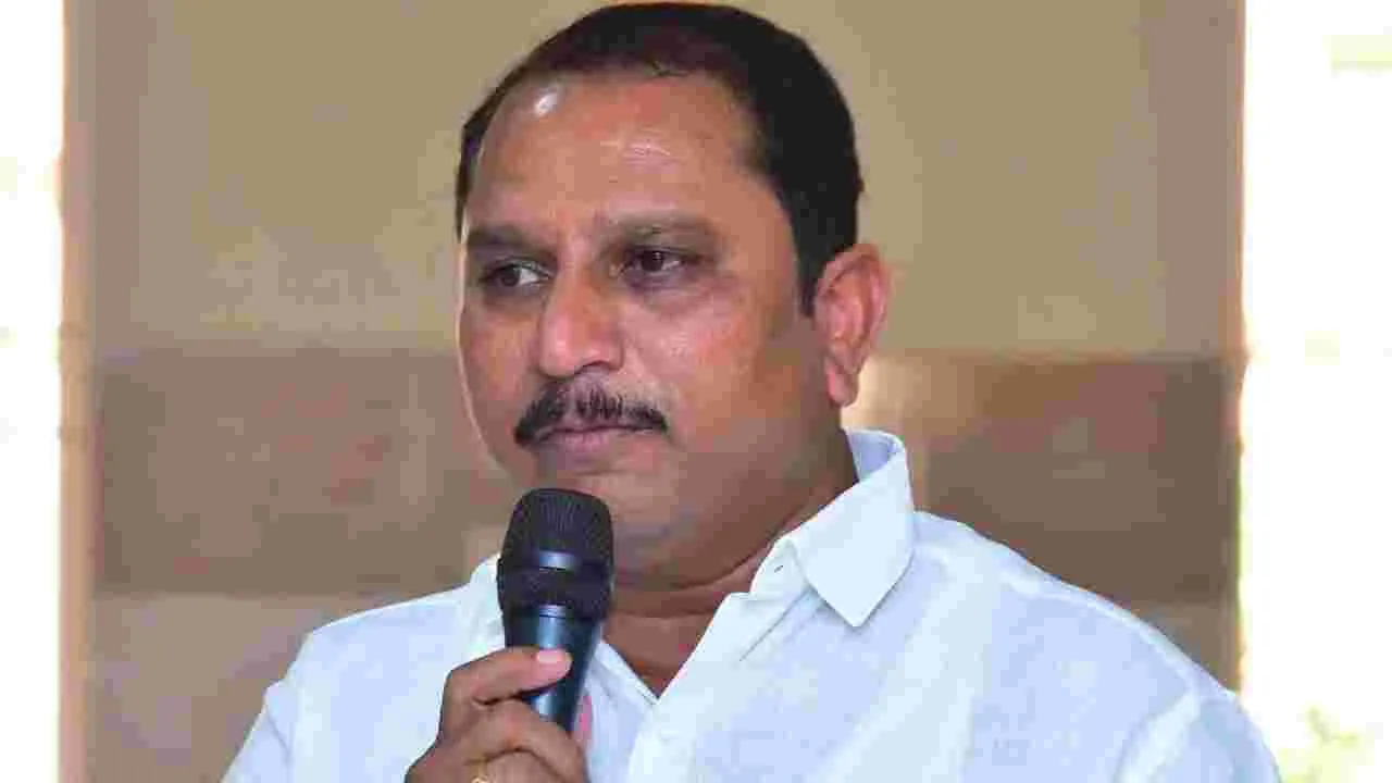 MLA Daggupati Venkateshwara Prasad: జగన్‌పై ఎమ్మెల్యే ఫైర్.. రూ. వెయ్యి పెంచేందుకు ఆయనకు ఐదేళ్లు పట్టింది