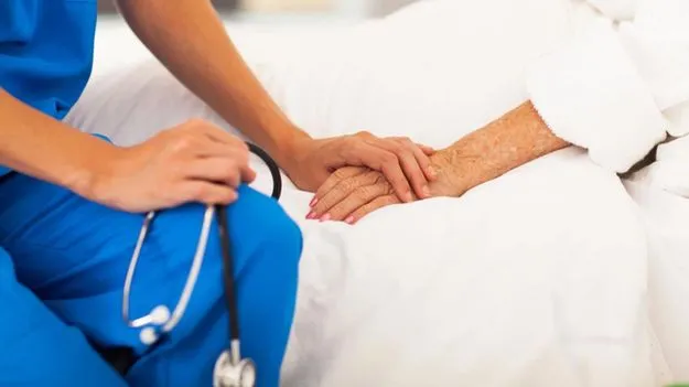 Rare pregnancy case: కడుపు నొప్పితో హాస్పిటల్‌కు వెళ్లిన మహిళ.. స్కాన్‌ చేసిన డాక్టర్స్‌కు షాక్.. 