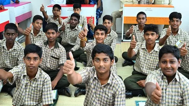 విద్యార్థుల ప్రతిభకు మెరుగులు దిద్దేలా