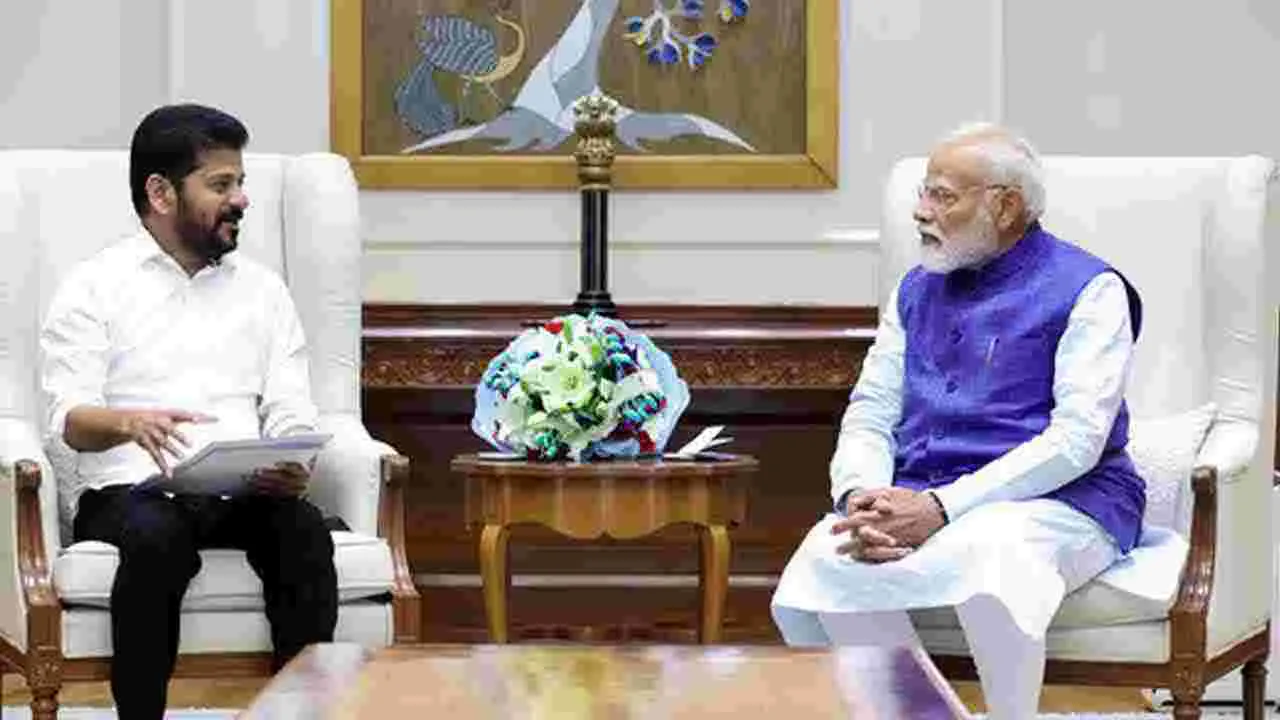 CM Revanth Meets PM Narendra Modi: ప్రధాని మోదీతో సీఎం రేవంత్‌రెడ్డి కీలక భేటీ.. ఎందుకంటే
