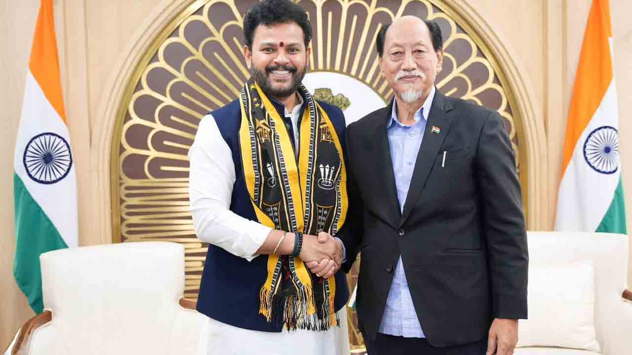 Neiphiu Rio: నాగాలాండ్ సీఎం  నేఫ్యూ రియోతో కేంద్రమంత్రి రామ్మోహన్ నాయుడు భేటీ