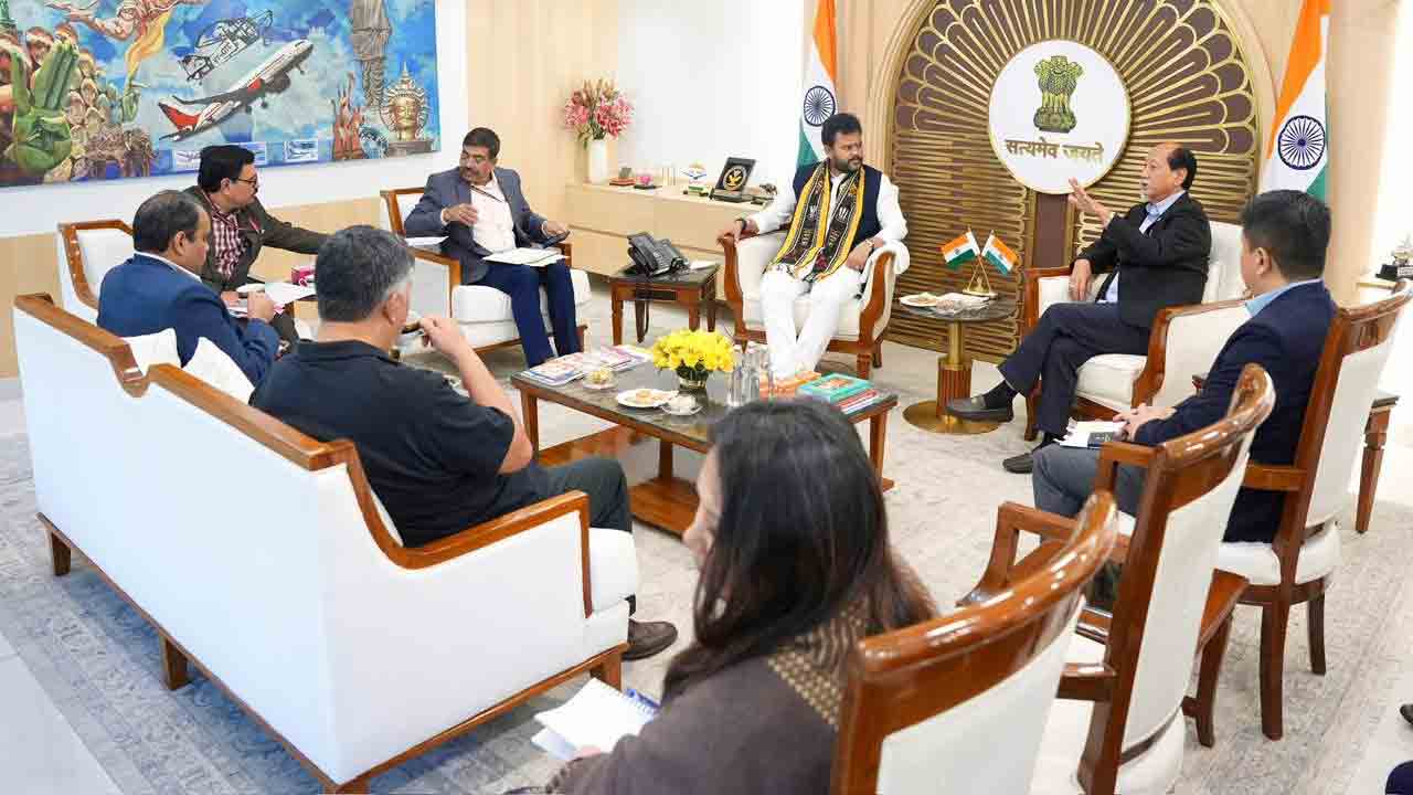 Neiphiu Rio: నాగాలాండ్ సీఎం  నేఫ్యూ రియోతో కేంద్రమంత్రి రామ్మోహన్ నాయుడు భేటీ