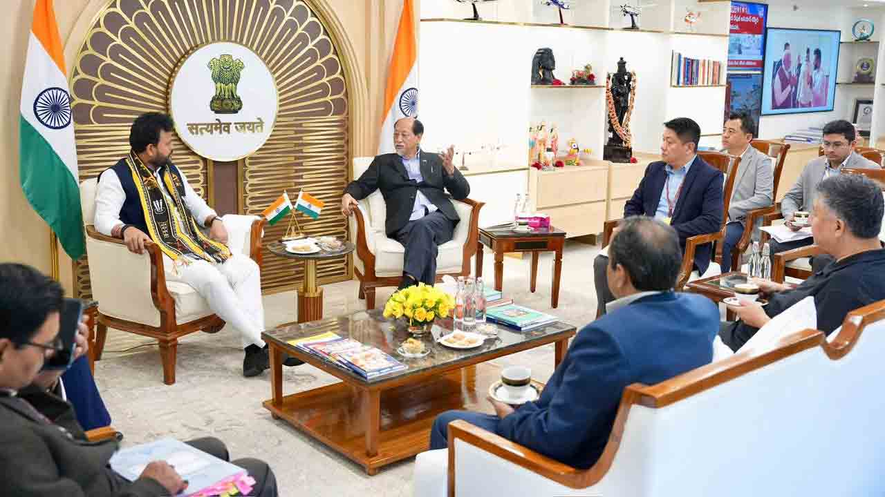 Neiphiu Rio: నాగాలాండ్ సీఎం  నేఫ్యూ రియోతో కేంద్రమంత్రి రామ్మోహన్ నాయుడు భేటీ