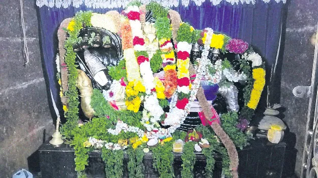 భక్తిశ్రద్ధలతో వైకుంఠ ఏకాదశి