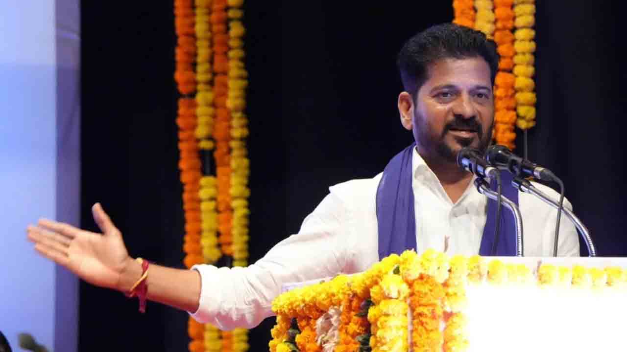  CM Revanth Reddy: కవి అందెశ్రీ సంస్మరణ సభ.. హాజరైన సీఎం రేవంత్‌రెడ్డి 