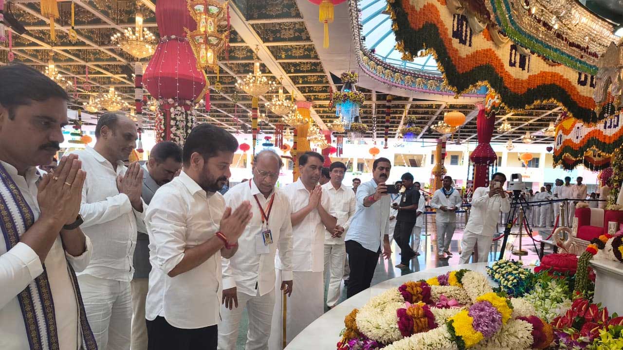 CM Revanth Reddy: సత్యసాయిబాబా మనుషుల్లో దేవుడిని చూశారు: తెలంగాణ ముఖ్యమంత్రి రేవంత్‌రెడ్డి