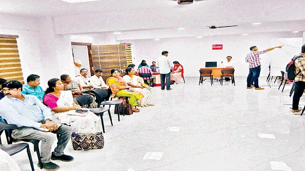 Revenue Clinic రెవెన్యూ క్లినిక్‌.. ఇక రాష్ట్రమంతా! 