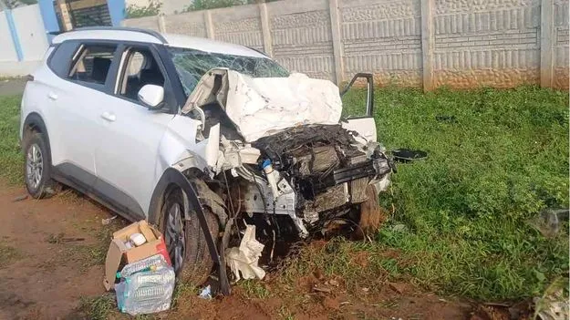 Road Accident: తమిళనాడులో రోడ్డు ప్రమాదం..ఏపీ వాసులు మృతి