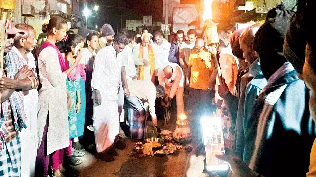 Pedapolamamba    చదురుగుడికి  పెదపోలమాంబ