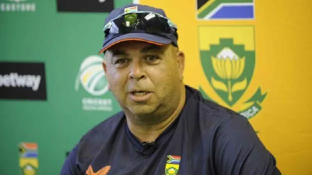 Shukri Conrad: టీమిండియాపై వివాదాస్పద వ్యాఖ్యలు.. వివరణ ఇచ్చిన దక్షిణాఫ్రికా కోచ్ షుక్రి