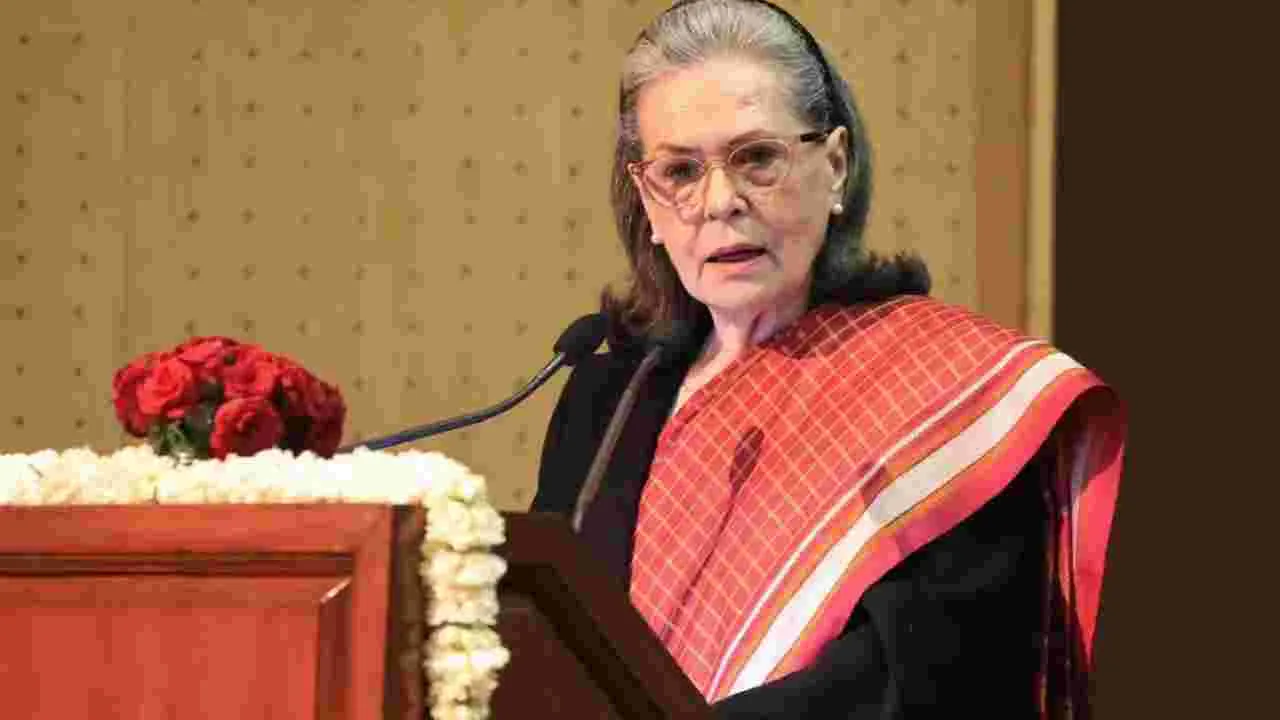 Sonia Gandhi: ఆస్పత్రిలో చేరిన సోనియాగాంధీ.. ఎందుకంటే..