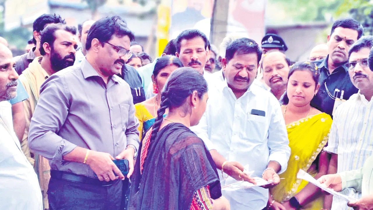 పరిశుభ్రతే లక్ష్యం