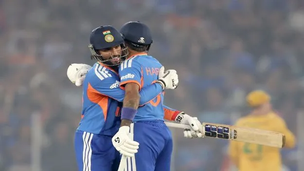 South Africa vs India 5th T20: చెలరేగిన తిలక్, హార్దిక్.. దక్షిణాఫ్రికా ముందు భారీ టార్గెట్..