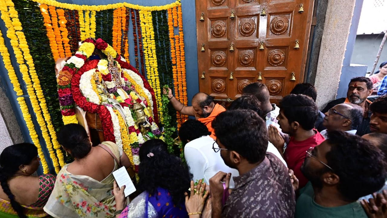 Vaikuntha Ekadashi: హైదరాబాద్‌లోని దేవాలయాల్లో వైకుంఠ ఏకాదశి శోభ