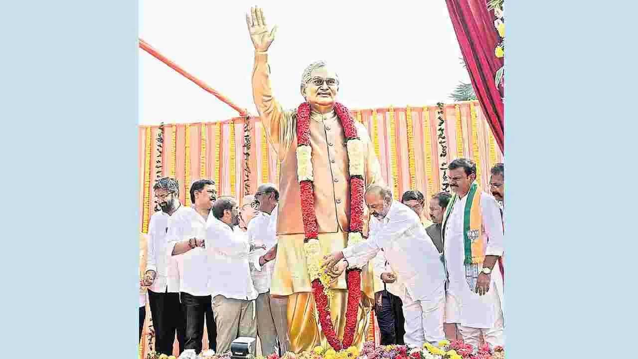 విశాఖ నగరం ప్రేమకు చిహ్నం