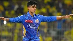 Vignesh Puthur Creates History: 32 ఏళ్ల రికార్డ్ బద్దలు.. చరిత్ర సృష్టించిన విజ్ఞేష్ 