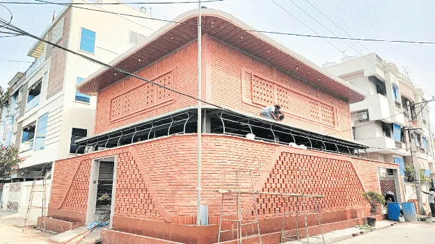 స్నేహితుడికి గుర్తుగా...