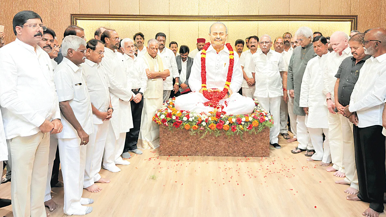 యానాంలో వైఎస్‌ఆర్‌ స్మృతి మందిరం ప్రారంభం