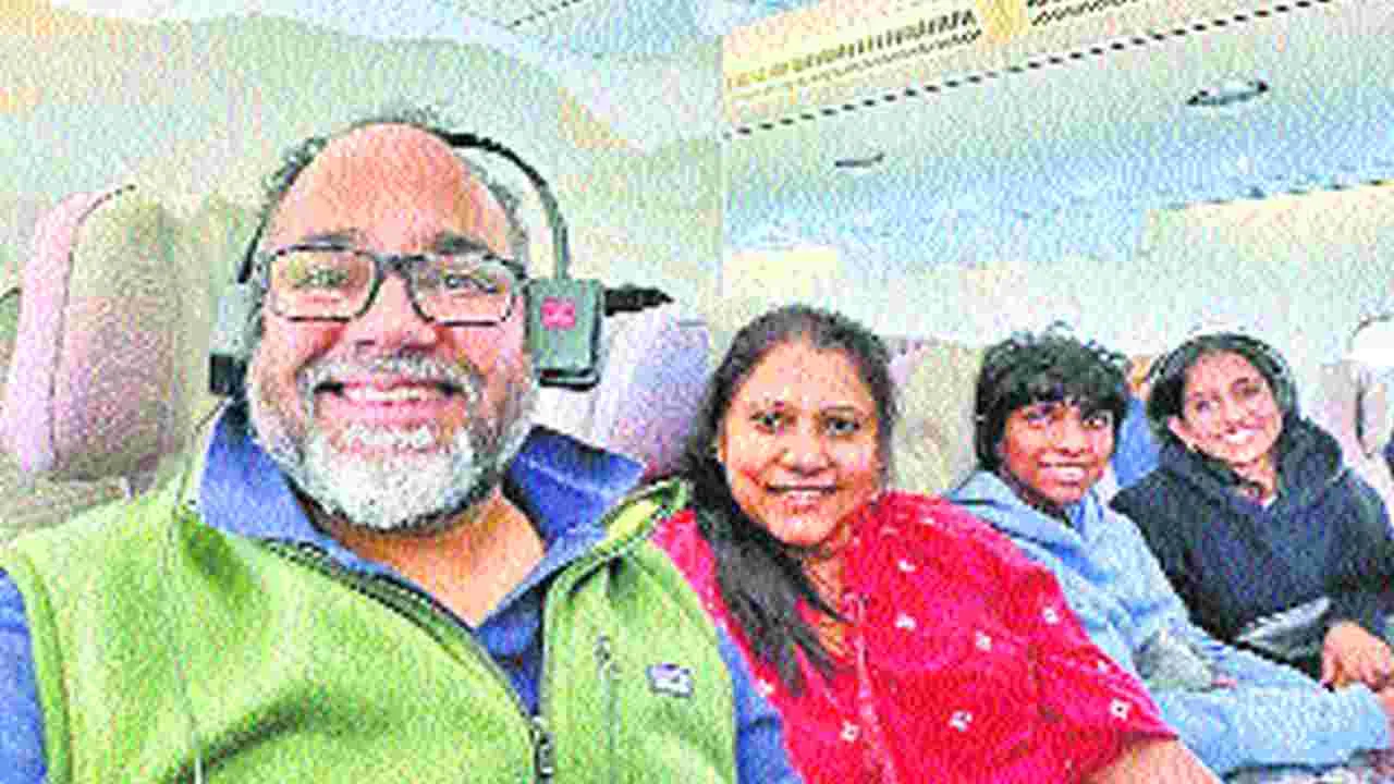 Road Accident: అమెరికాలో ఘోర రోడ్డు ప్రమాదం