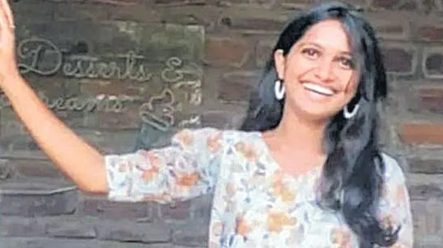 Tragedy: ఇంజక్షన్‌లో గడ్డిమందు వేసుకుని జూనియర్‌ డాక్టర్‌ ఆత్మహత్యాయత్నం 