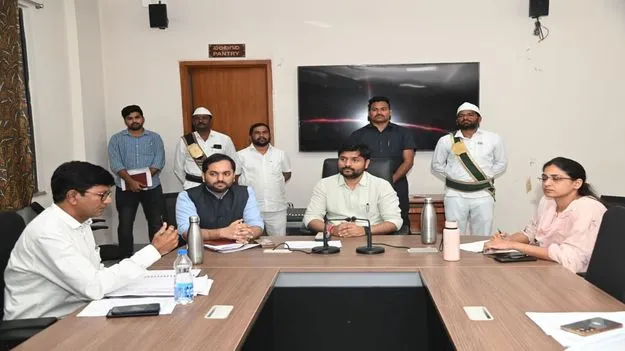 మున్సిపల్‌ ఎన్నికలకు ఏర్పాట్లు పూర్తిచేయాలి