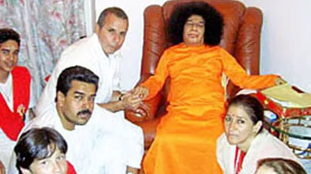 Nicolás Maduro Devotee of Sathya Sai Baba: నికోలస్‌ మదురో సత్యసాయి భక్తుడు