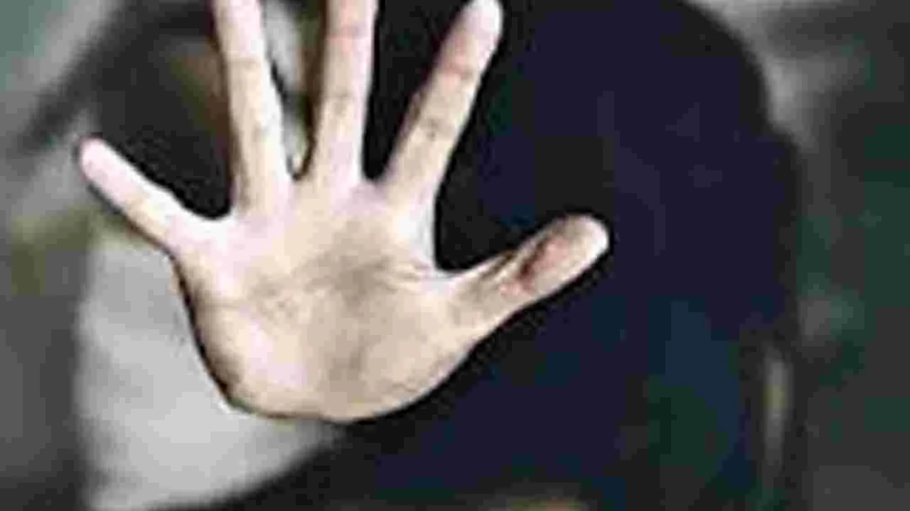 crime: బంగ్లాదేశ్‌లో హిందూ వితంతువుపై ఇద్దరి అత్యాచారం