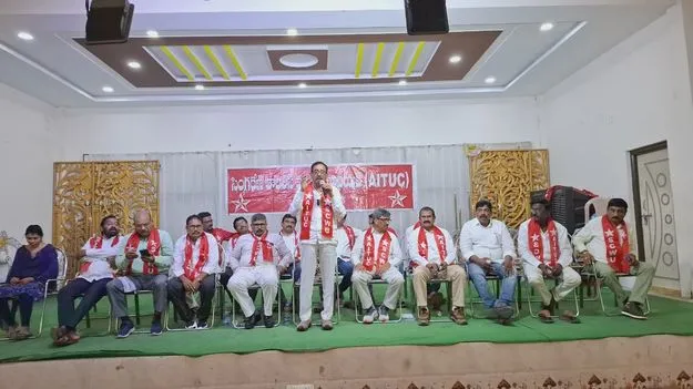 సింగరేణికి రావాల్సిన బకాయిలు చెల్లించాలి