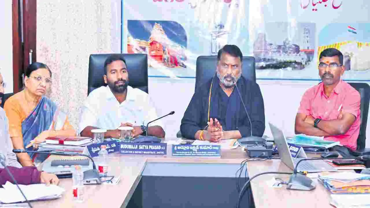 గోదావరి పుష్కరాలు వైభవంగా నిర్వహించాలి