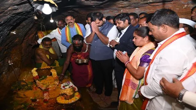 భక్తుల సౌకర్యార్ధం ఆలయ అభివృద్ధికి చర్యలు 