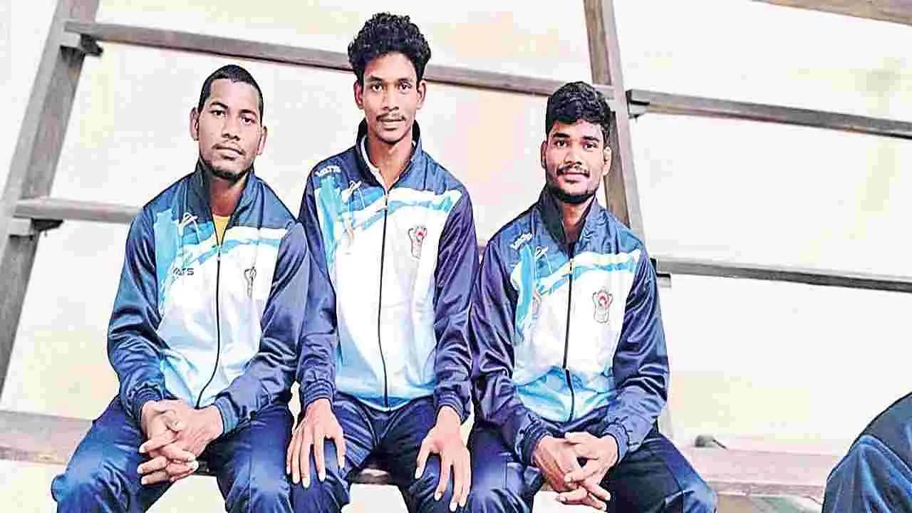 జాతీయ స్థాయి రెజ్లింగ్‌ పోటీలకు డిగ్రీ కళాశాల విద్యార్థుల ఎంపిక