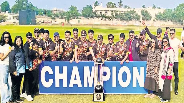 ఐఏఎస్‌ అధికారుల క్రికెట్‌ పోటీల్లో సత్తా