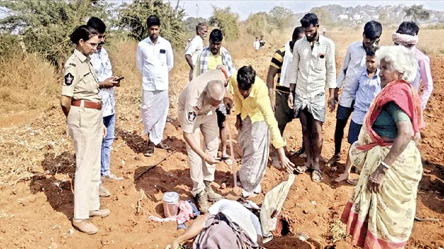 వెంటాడి..వేటాడి..!