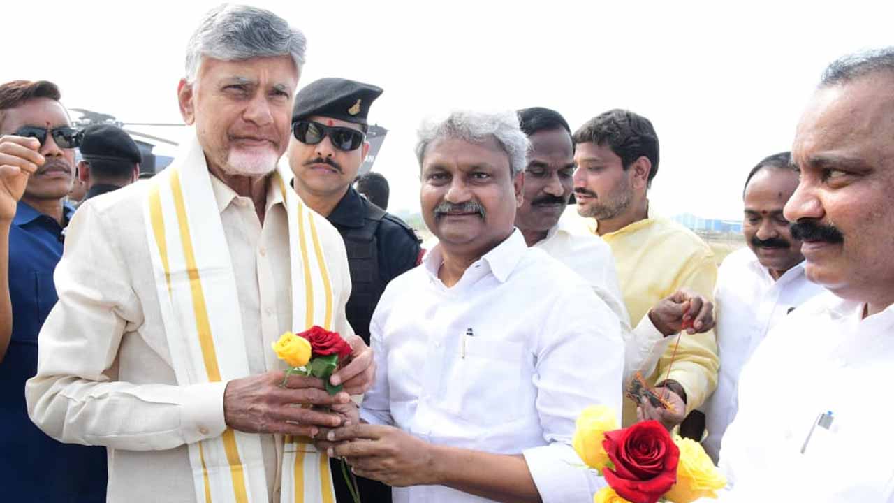 ప్రపంచ తెలుగు మహాసభలు.. పాల్గొన్న సీఎం చంద్రబాబు