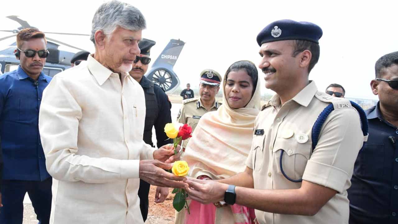 ప్రపంచ తెలుగు మహాసభలు.. పాల్గొన్న సీఎం చంద్రబాబు