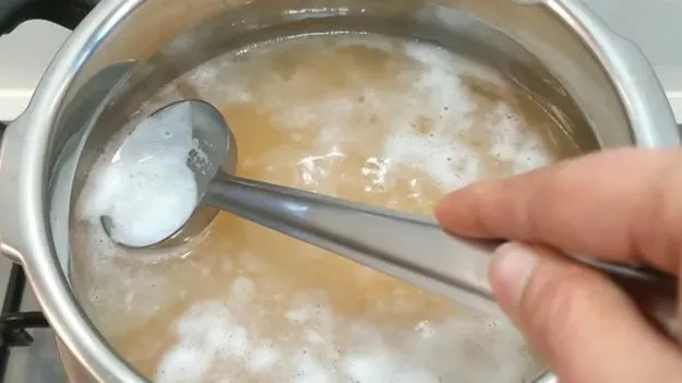 Cooking Dal - Bloating Foam: పప్పు వండేటప్పుడు నురగ.. ఇది హానికరమా? వైద్యులు ఏం చెబుతున్నారంటే..