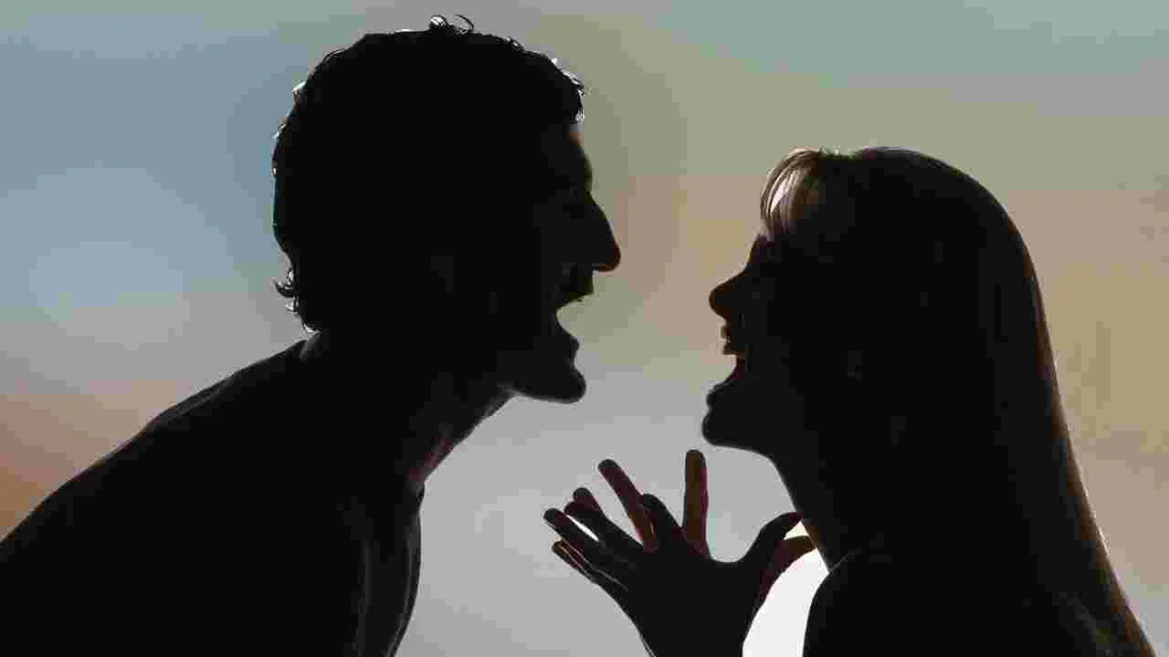 Marital Dispute: బాబోయ్.. భార్య పుట్టింటికి వెళ్లిందని.. భర్త అలిగి ఏం చేశాడంటే..