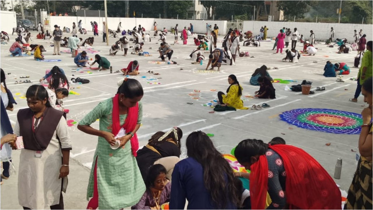 తెలుగు రాష్ట్రాల్లో ఏబీఎన్ - ఆంధ్రజ్యోతి ముగ్గుల పోటీలు