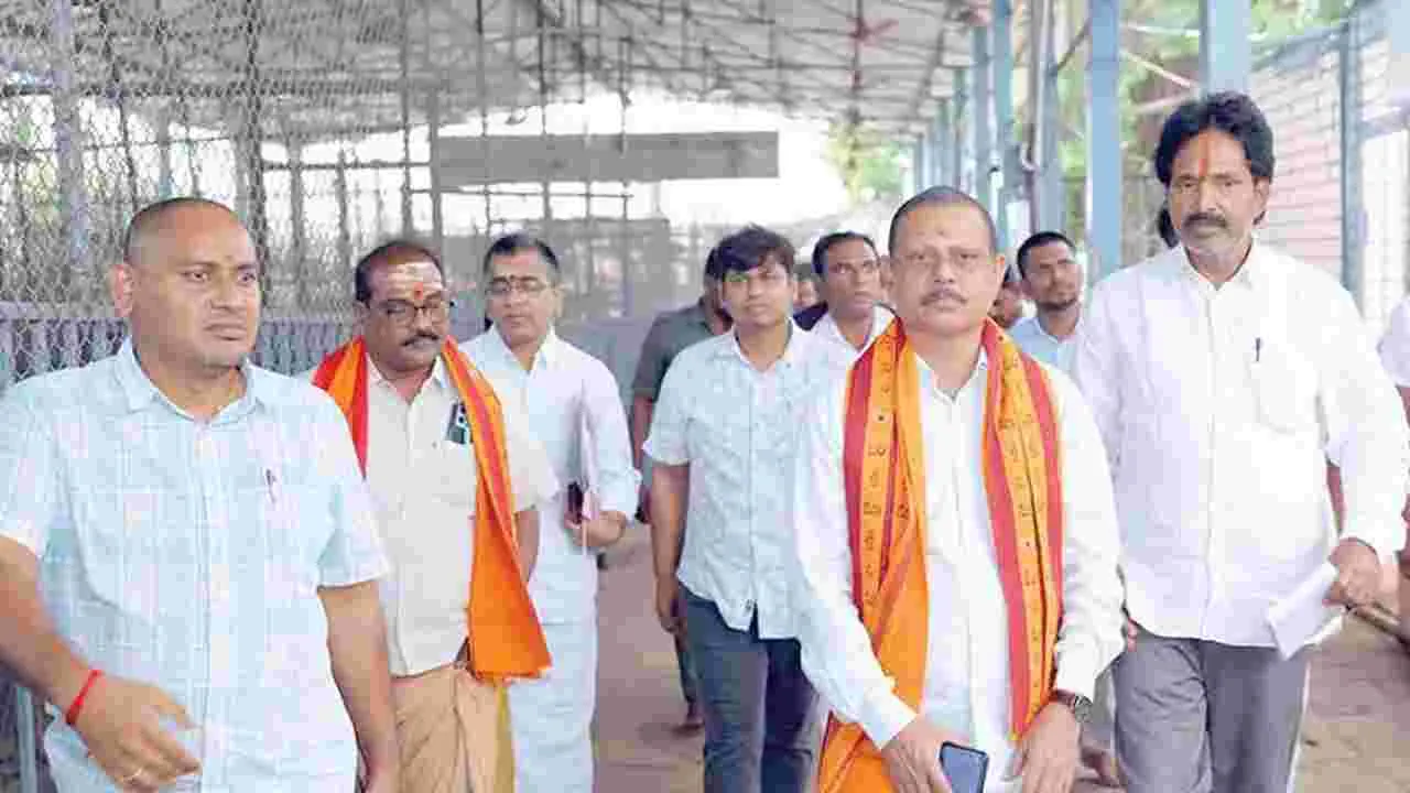 Srisailam Temple EO Srinivasa Rao: శివసేవకులకు ఆన్‌లైన్‌లో అవకాశం