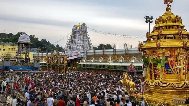 Tirumala: ఆరు రోజుల్లో 4.59 లక్షల మందికి వైకుంఠ ద్వార దర్శనం