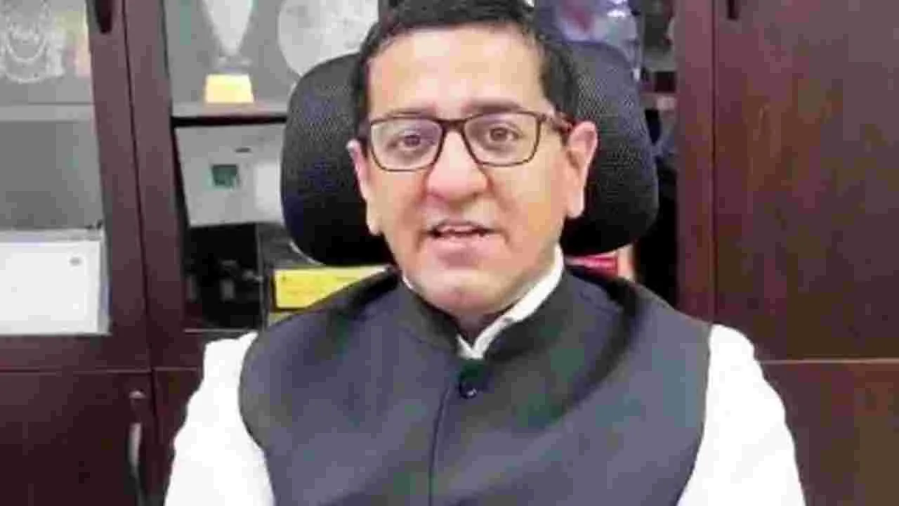 ఆన్‌లైన్‌లో చికిత్స వివరాలు: సౌరబ్‌ గౌర్‌