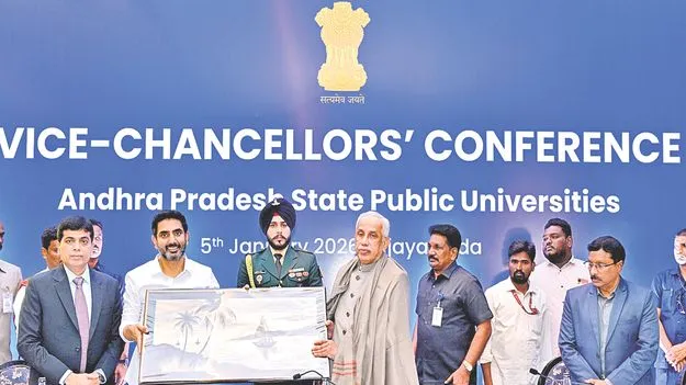 Governor Abdul Nazeer: వర్సిటీల ర్యాంకులు మెరుగుపడాలి