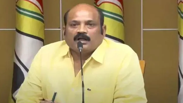 రాష్ట్రాన్ని ఆర్థిక సంక్షోభంలోకి నెట్టిన ఘనత జగన్‌ది: యార్లగడ్డ