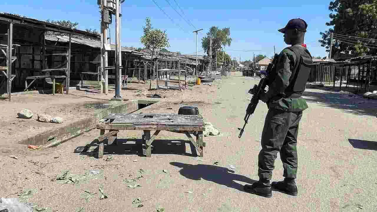 Nigeria: గ్రామంపై సాయుధ దుండగుల కాల్పులు.. 30 మంది మృతి