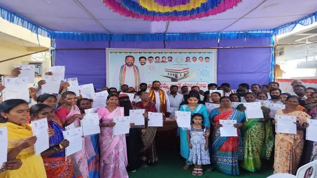 ప్రతీ నిరుపేదకు ఇందిరమ్మ ఇండ్లు