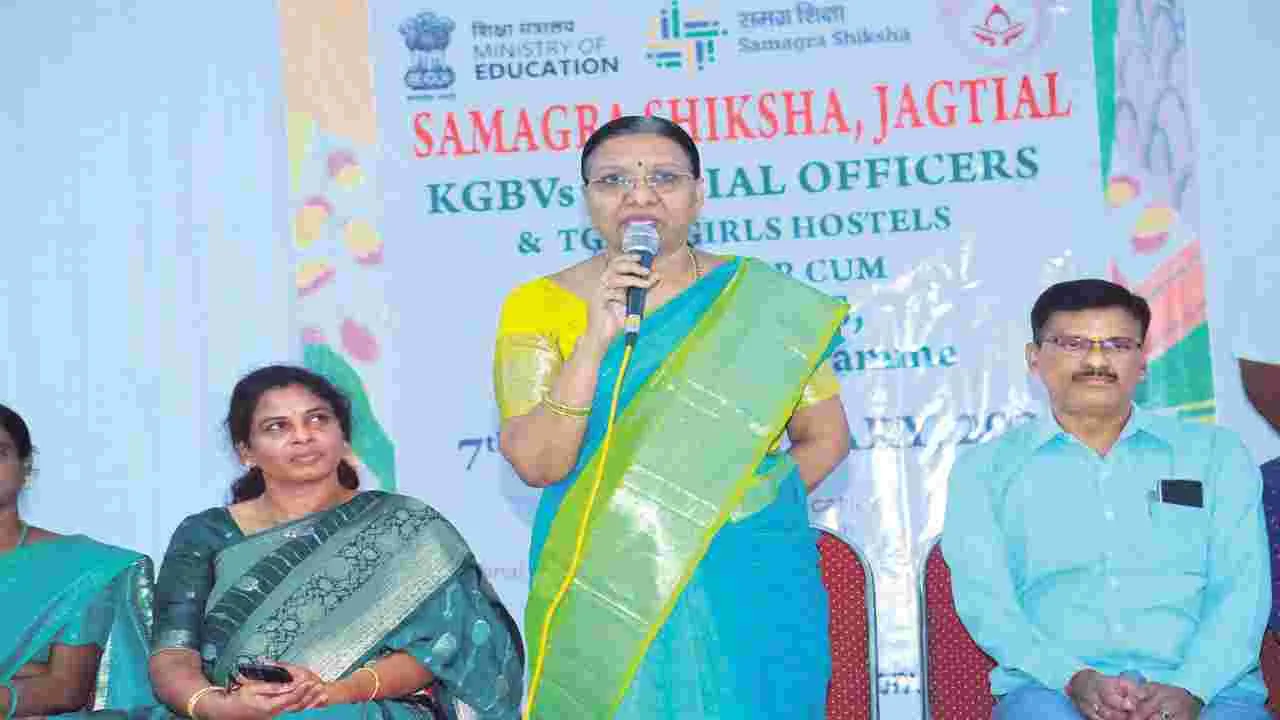 బాలికల విద్యపై ప్రత్యేక దృష్టి