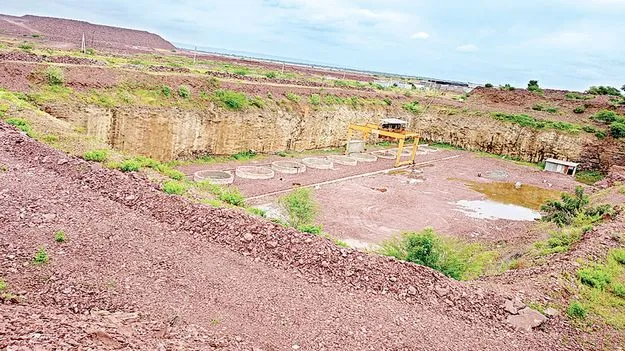    సీమపై ప్రేమ నిజమేనా?  